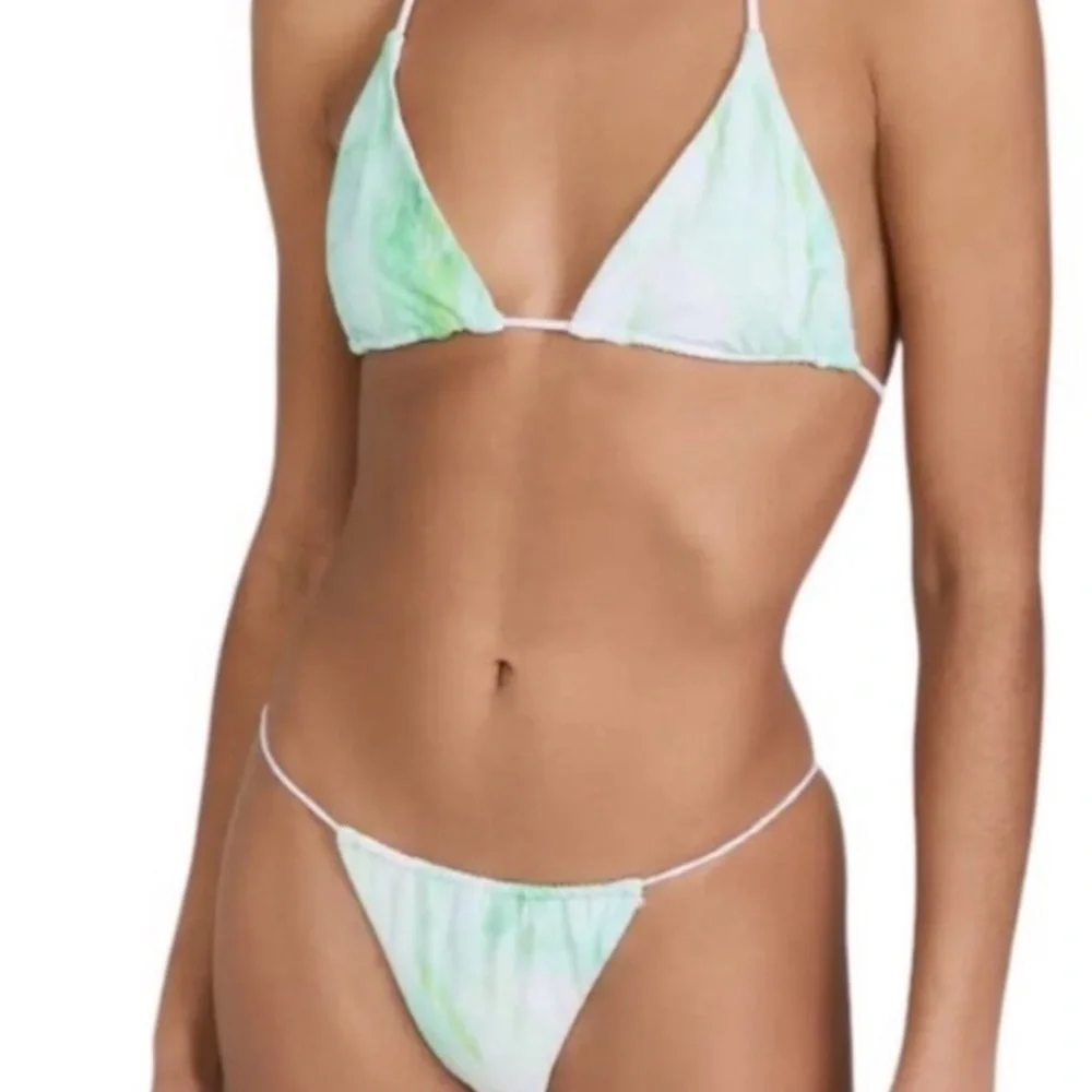 Good American Green Triangle Bikini Top/marble tie die 2 Med NWT SW01